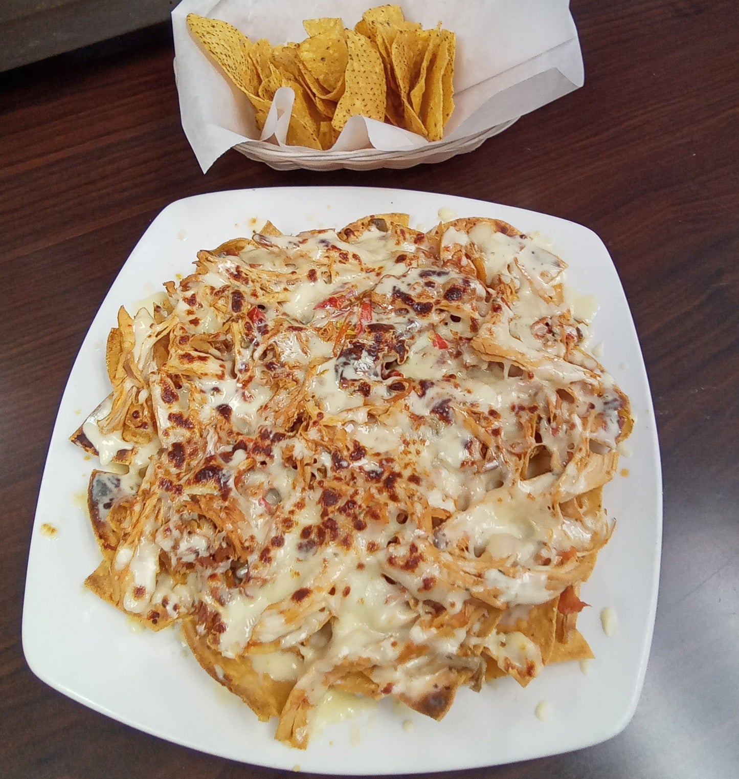 Shredded Chicken Nachos